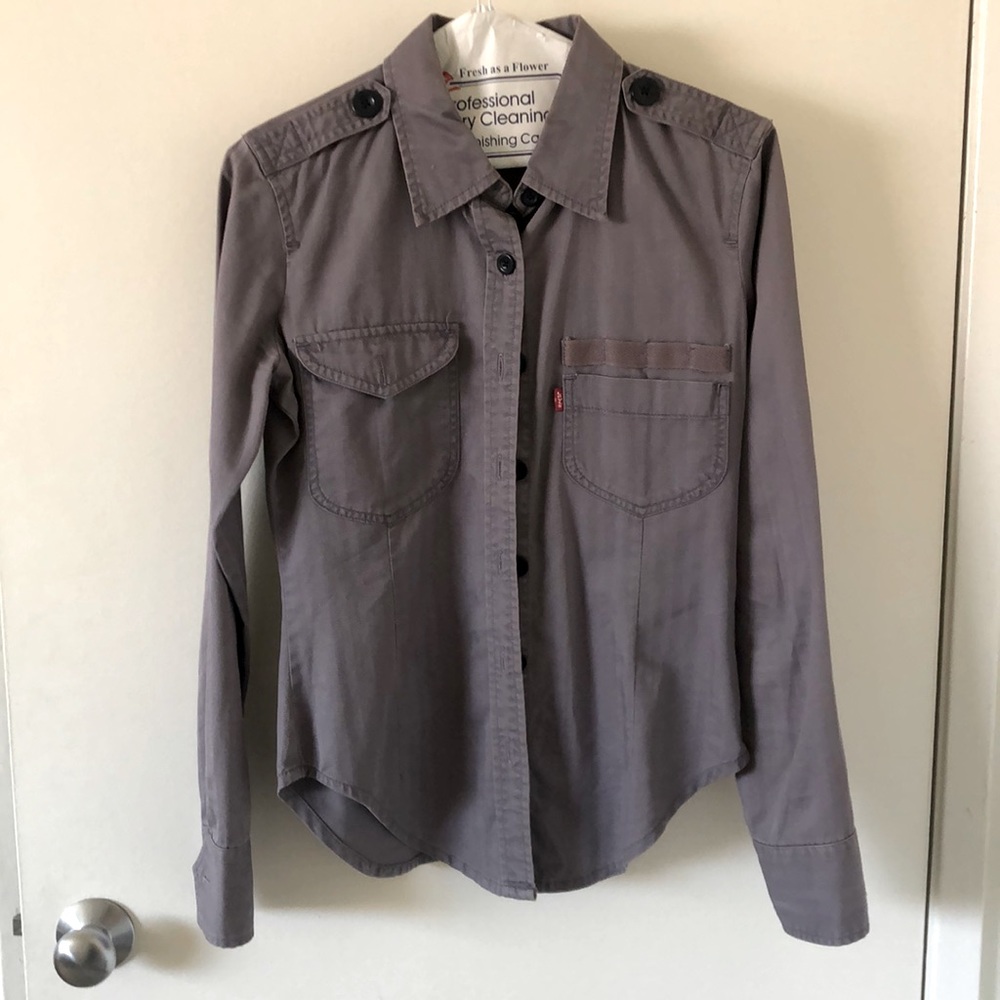 Levi Shirt